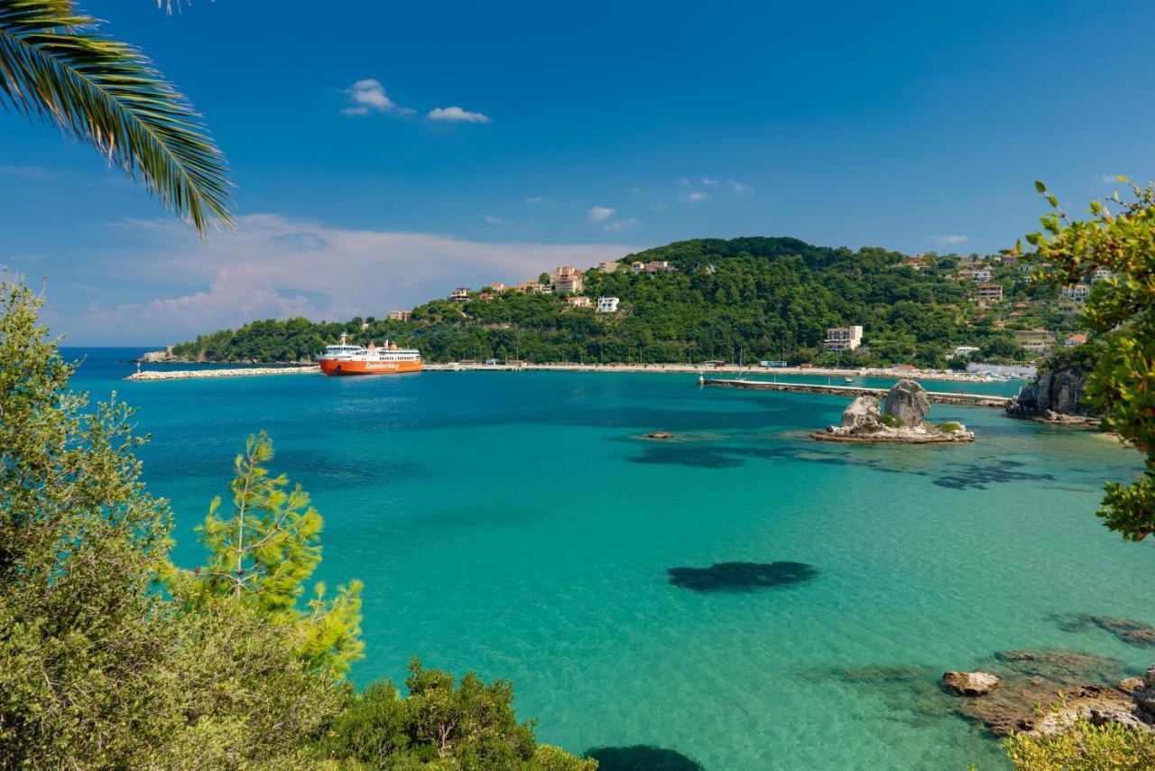 Valsamis Villa Apartments Poros  Exterior photo